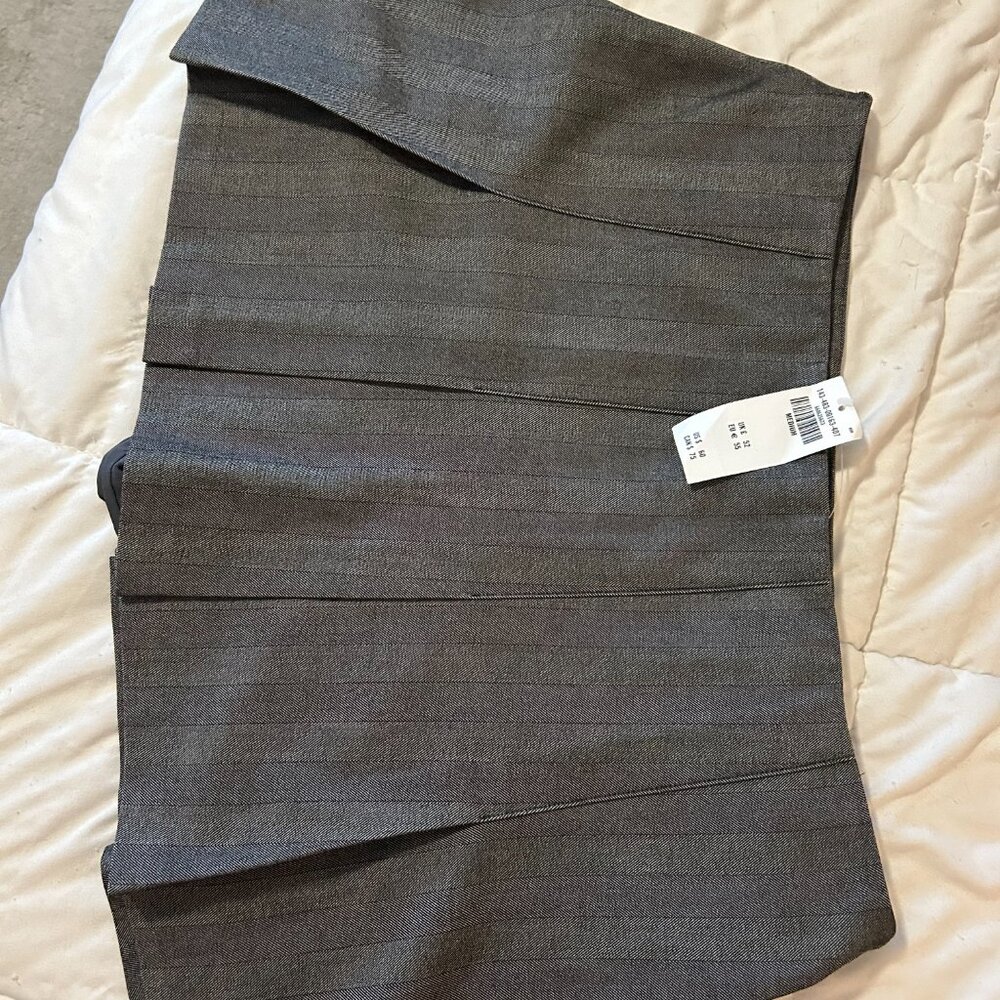 Mid Rise Pleated Mini Skort